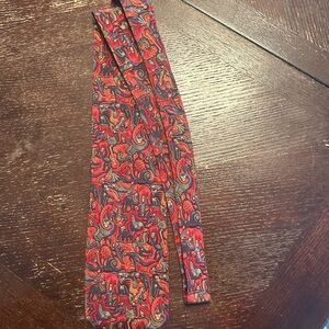 Red and Black Patterned Tie